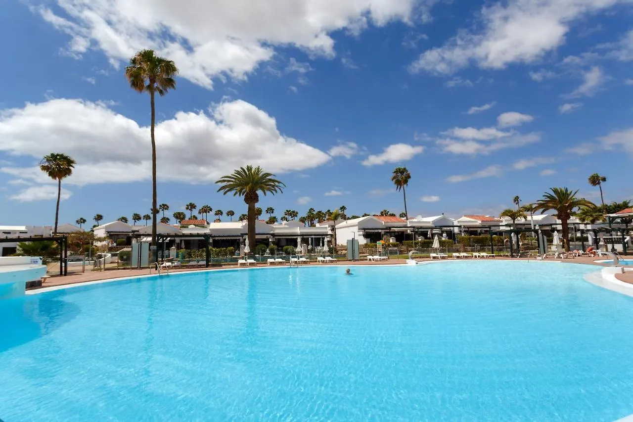 Relaxing Retreat In Maspalomas Lago - Fully Renovated Bungalow