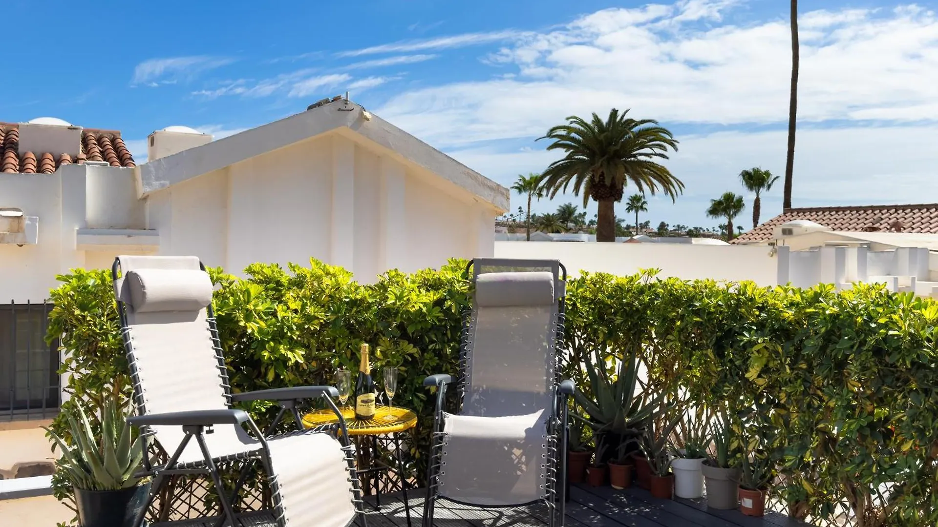 Apartamento Relaxing Retreat In Maspalomas Lago - Fully Renovated Bungalow